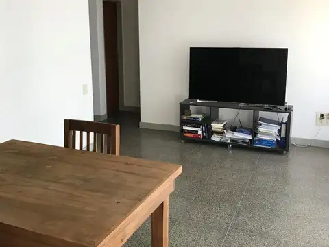 DEPARTAMENTO EN CENTRO DE CAMPANA 100