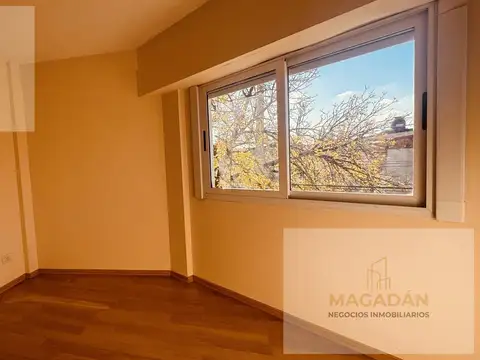 Departamento en Alquiler en Villa Sarmiento, $ 520.000