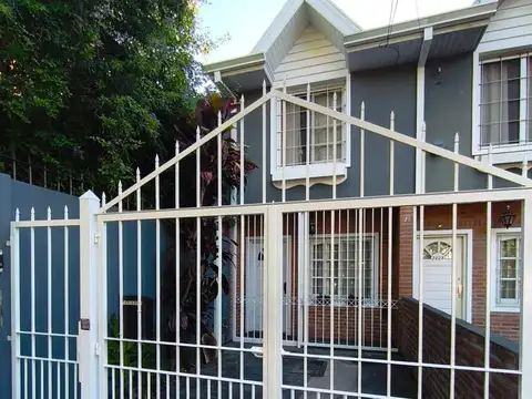 Marcelo Torcuato de Alvear al 2200