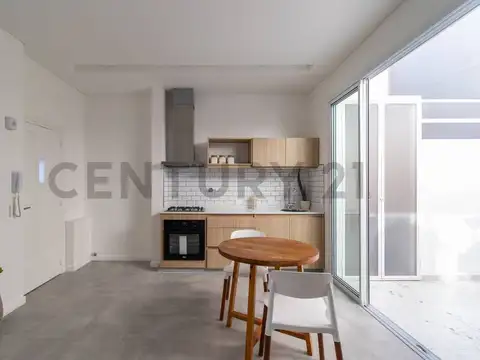 Depto Tipo Casa en Venta 76 años