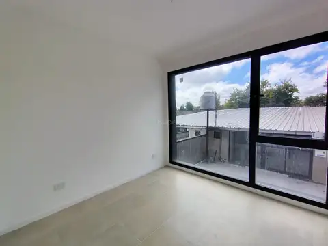 Departamento en alquiler de 2 ambientes. Manuel Alberti. Pilar