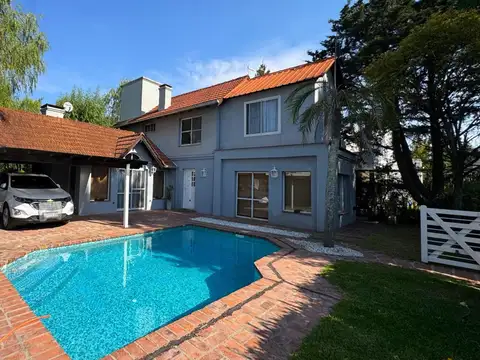 CASA EN VENTA CON AMARRA