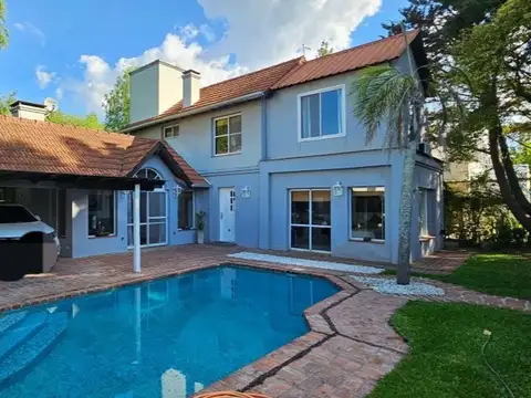 CASA EN VENTA CON AMARRA