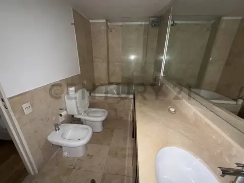 Departamento en Alquiler con 1 cochera