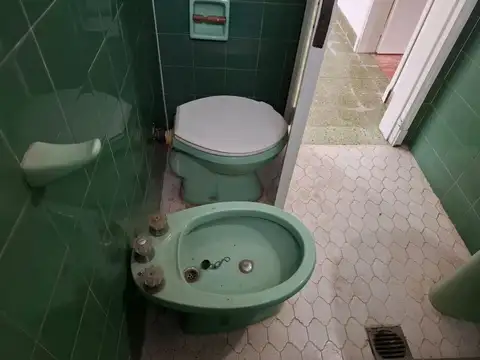 CASA EN VENTA  EN MARIANO ACOSTA, PDO. MERLO.