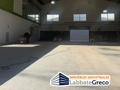 Galpon en Venta 20  mts Frente