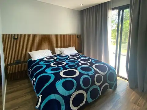 Rbs. Hermosa Casa En Haras Del Sol, Pilar.