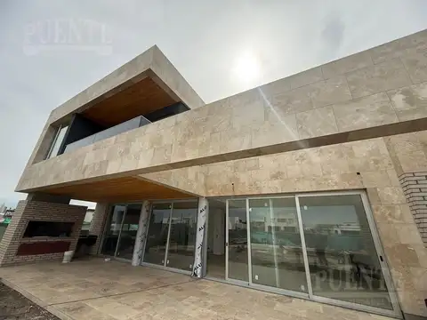 Casa en Venta en Canning, USD 890.000