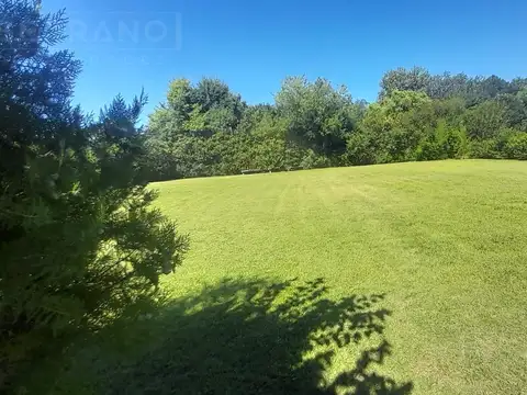 Venta de Terreno con mejoras 730 m2, calle Moreno al 600, parque Sakura, Exaltación de la Cruz