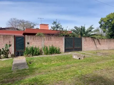 Avenida Doctor Marcelo Torcuato de Alvear 2700