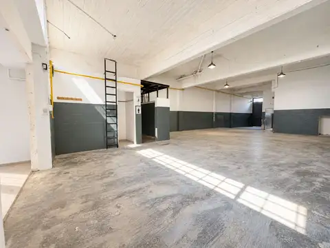 Galpon en Venta en Constitución, USD 200.000