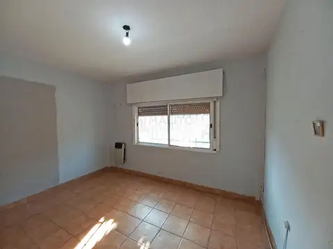 Depto Tipo Casa en Venta con 1 cocheras
