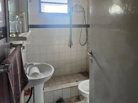 CASA 3 AMBIENTES + DEPARTAMENTO Y QUINCHO EN VENTA