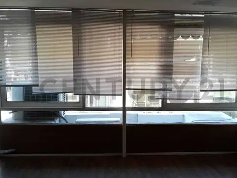 Esmeralda 1000, Piso 9