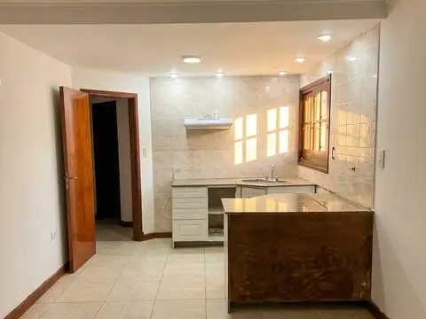 Casa en Alquiler en Caisamar, $ 1.600.000