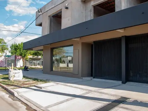 LOCAL comercial dentro de los Bv RECONQUISTA