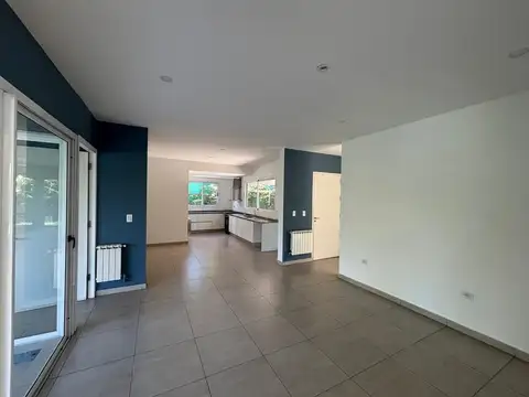 Casa en Alquiler en Villa Nueva de Guaymallen, USD 2.000