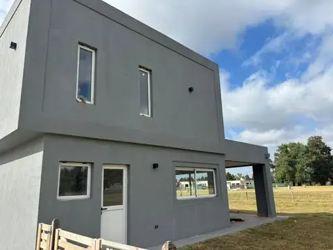 Quinta en Venta con 1 cochera