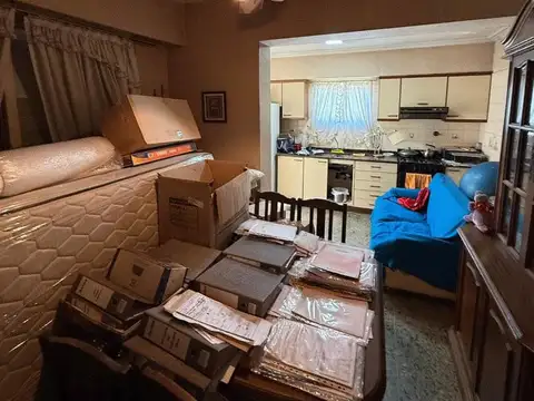 Juan José Paso 200