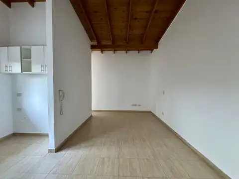 Oficina en Alquiler al Norte