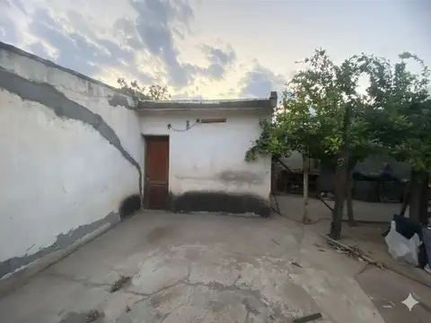 Venta de casa en Barrio Juramento
