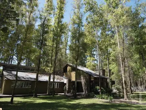 VENTA DE TERRENO EN CAMPO TIMBO, CLUB DE CAMPO Y GOLF EN OLIVEROS.