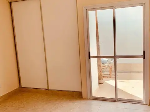 Depto Tipo Casa en Alquiler de 2 ambientes