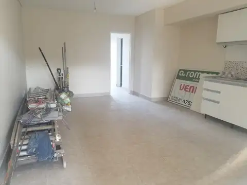 Depto Tipo Casa en Alquiler con 1 cocheras