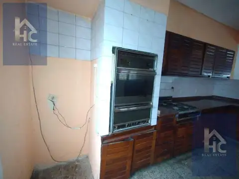 Casa en Alquiler en Temperley, $ 900.000