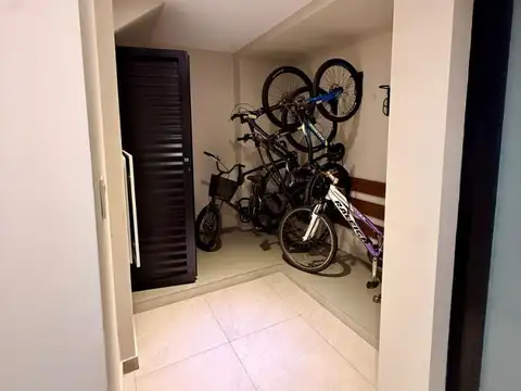 Departamento en Alquiler con 1 cocheras