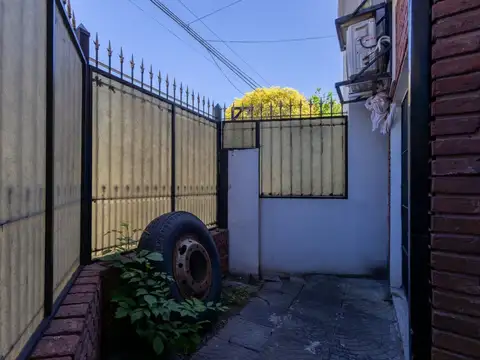 Depto Tipo Casa en Venta 33 años