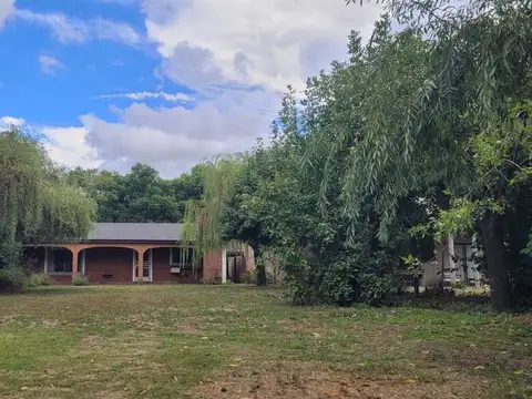 Casa 2 ambientes con 2 baños