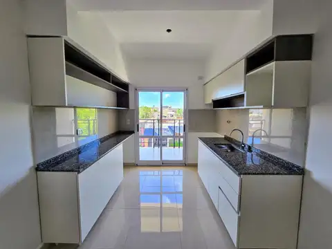 Departamento en Venta en Villa Luzuriaga, USD 99.000