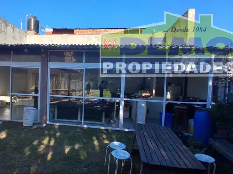 Local en Alquiler en Grand Bourg, $ 1.000.000