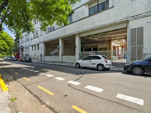 Venta o Alquiler Fábrica, Edificio Comercial Oficinas, Galpón, Depósito - Constitución.