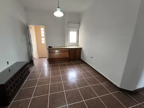 Depto Tipo Casa 4 ambientes con 2 baños