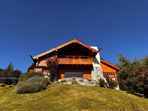 Casa en Venta en San Carlos de Bariloche, USD 2.400.000