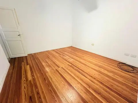 Depto Tipo Casa en Venta al Este