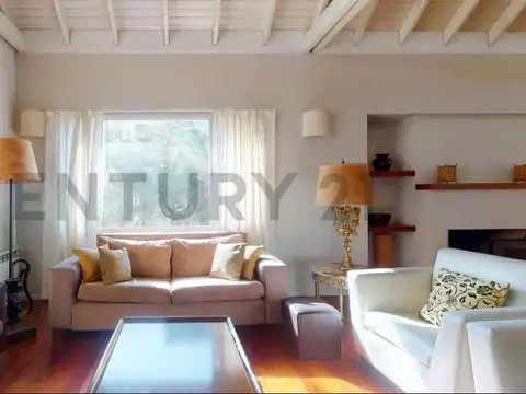 CASA DE CATEGORÍA EN GRAND BELL