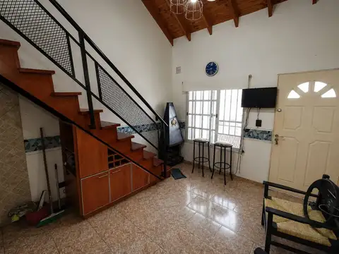 Depto Tipo Casa en Venta al Oeste