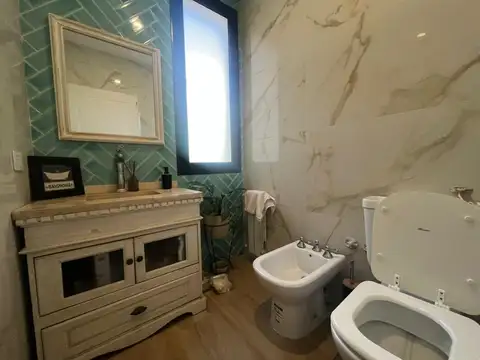 CASA EN VENTA- CASUARINAS PILAR DEL ESTE