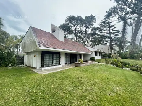 Casa en Venta de 8 dormitorios
