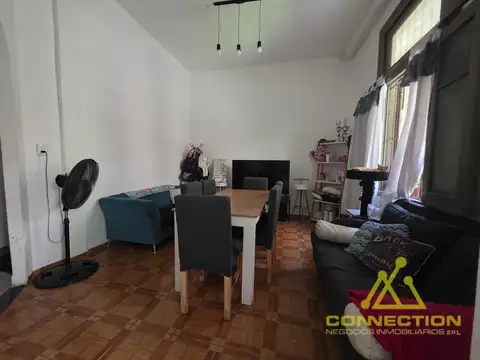 Depto Tipo Casa en Venta de 4 ambientes