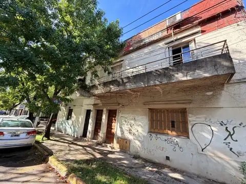 Venta P.H. de 5 amb. en Castelar Sur