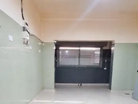Local en Alquiler en Villa Ballester, $ 1.250.000