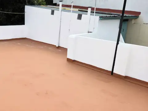Depto Tipo Casa en Alquiler 50 años