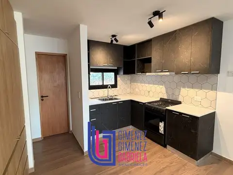 Departamento en La Plata semipiso de 2 dormitorios y 2 baños