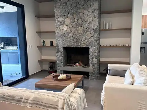 Casa en Alquiler Temporal A Estrenar