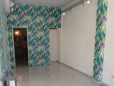 Local en Alquiler 40 años