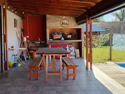VENTA CASA 2 DORMITORIOS CON PILETA IBARLUCEA